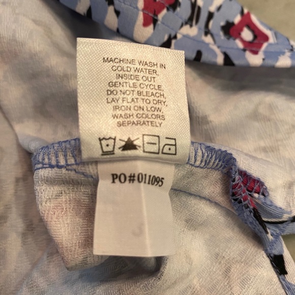 Bette and Court Shirt - Picture 5 of 5